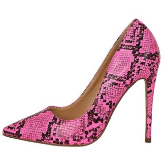 Pink Snake Print Heels✨✨ - Picture 3 of 3